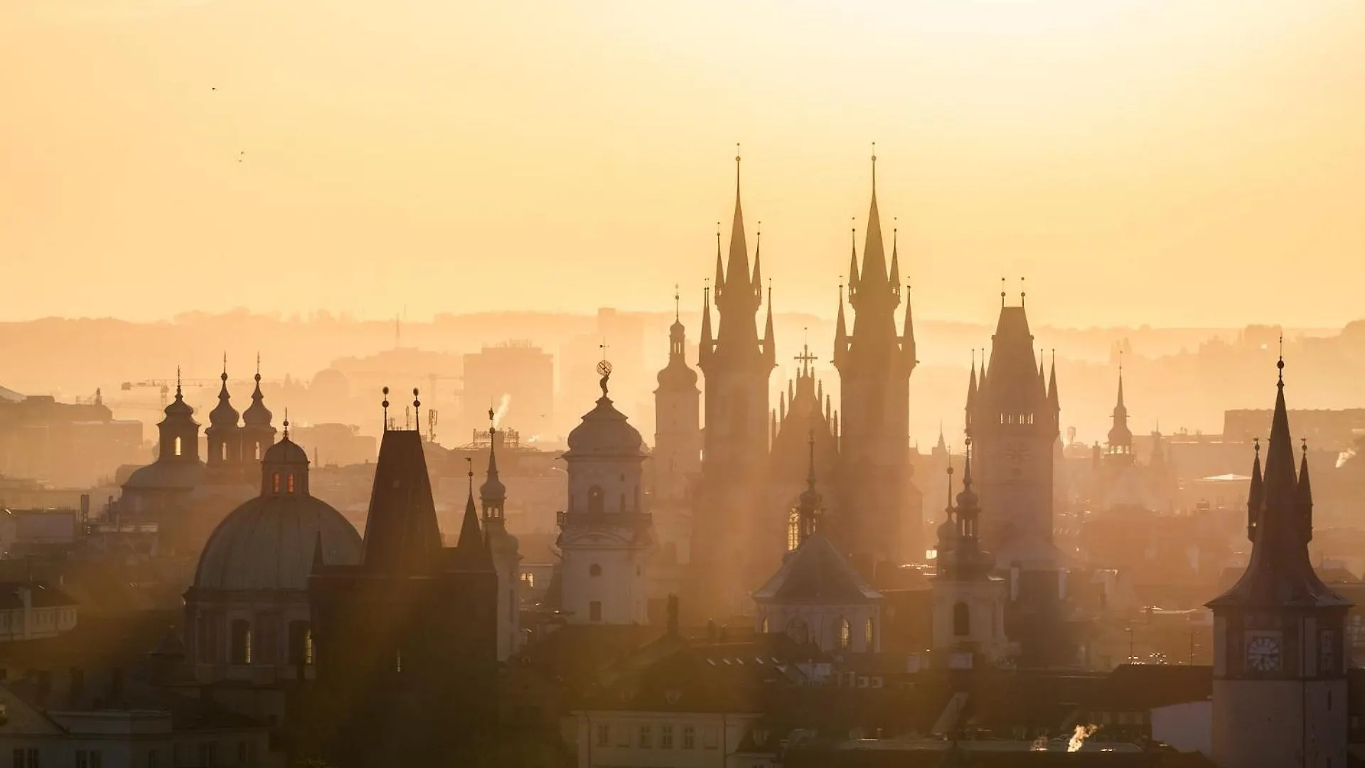 Historic City Center Deer Suite By Rentez Prague 0*,