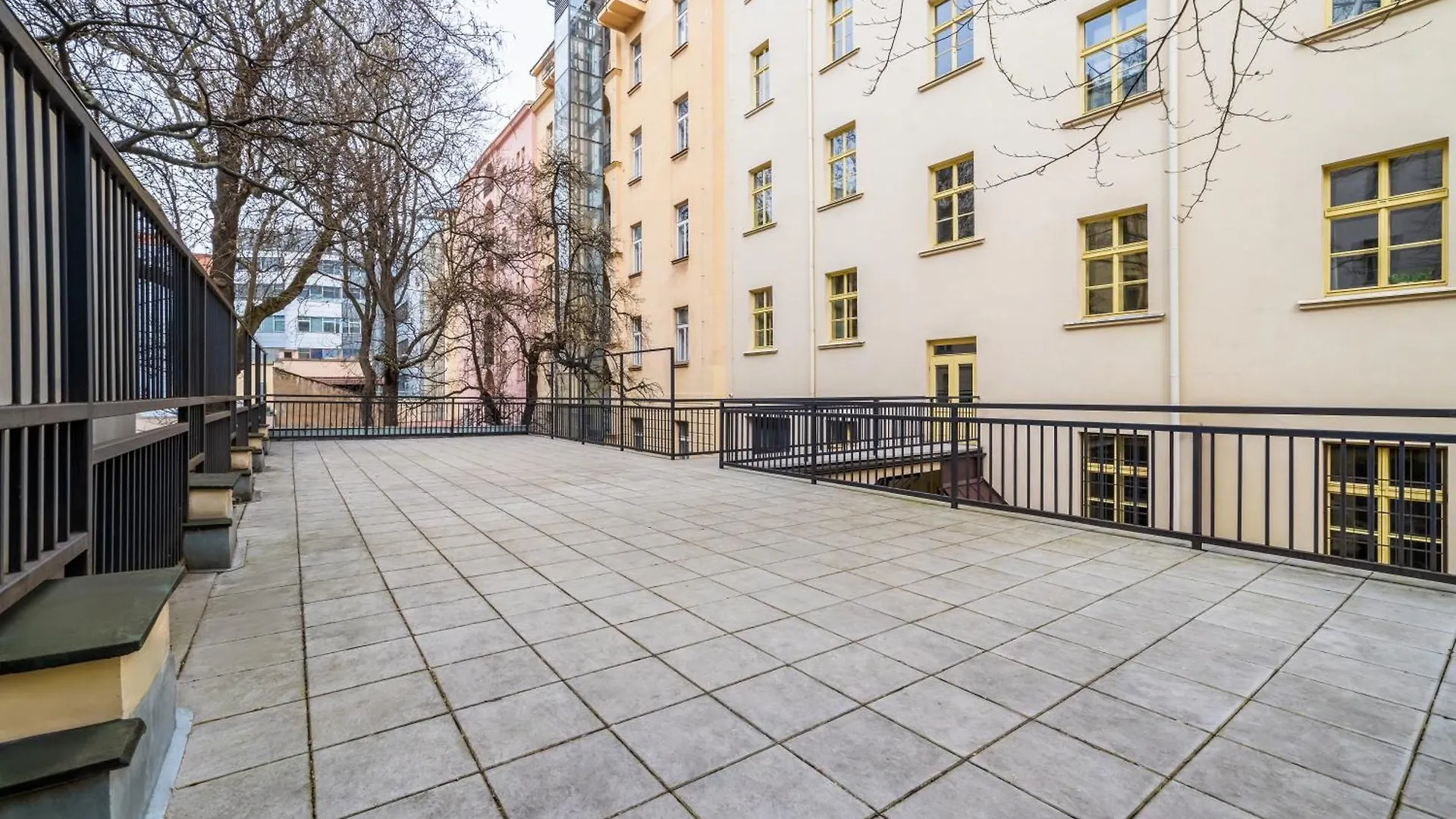 Apartment Historic City Center Deer Suite By Rentez Prague